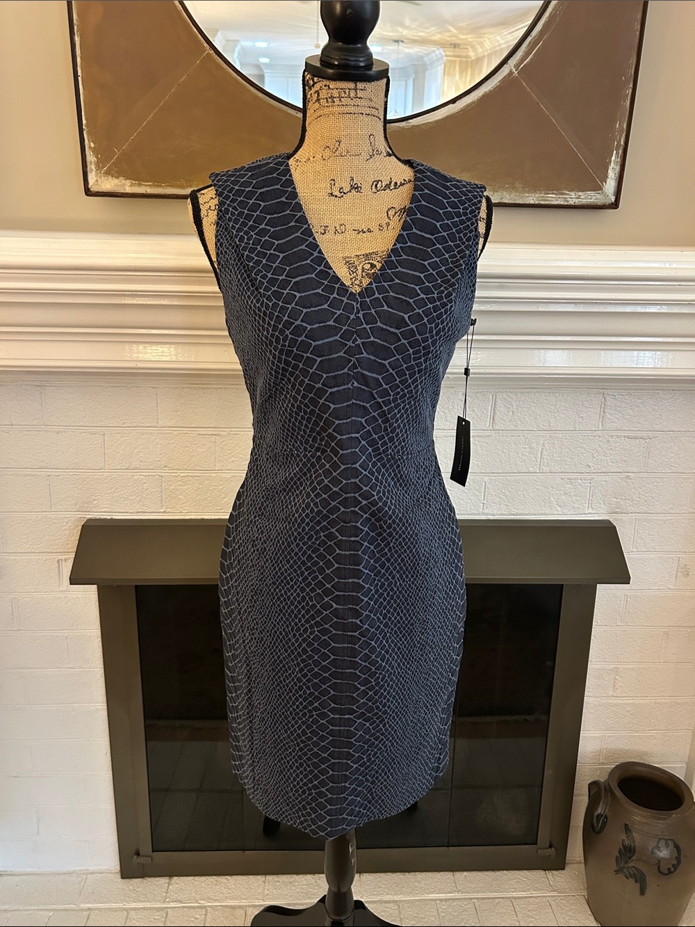 NWT Tommy Hilfiger Navy Textured V-Neck Sheath Dress